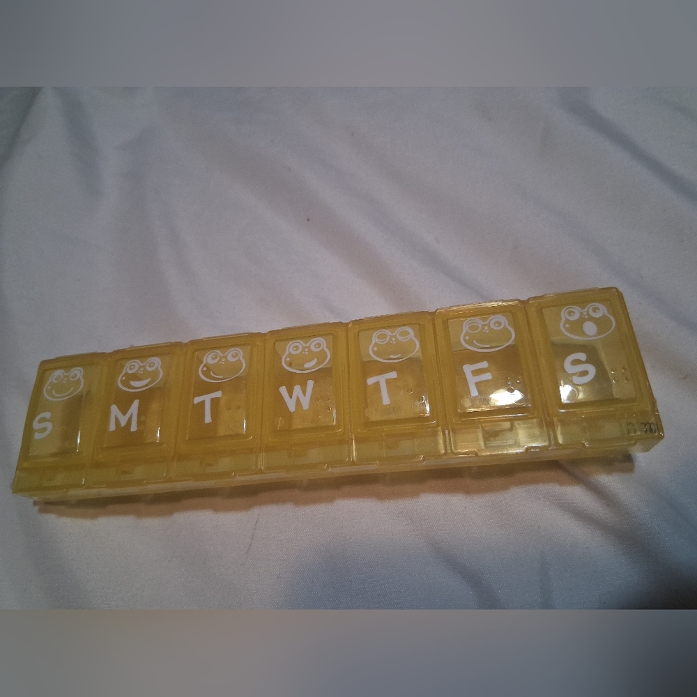 Weekly Yellow Pill Organizer